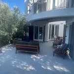 Family With Rooftop Sea Views In Yalikavak *