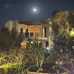 ヴィラ Family With Rooftop Sea Views In Yalikavak *