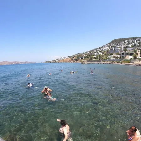 Villa Family With Rooftop Sea Views In Yalikavak *