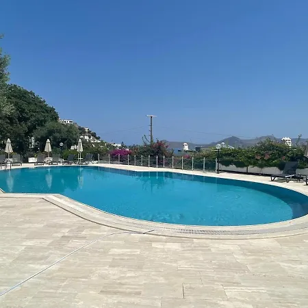 Family With Rooftop Sea Views In Yalikavak Villa Bodrum