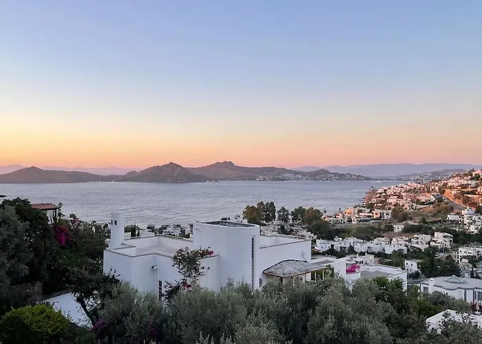빌라 Family With Rooftop Sea Views In Yalikavak Bodrum