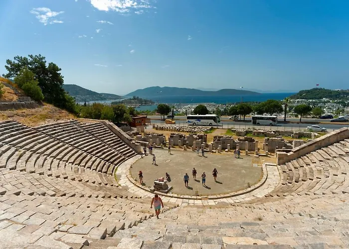 Family With Rooftop Sea Views In Yalikavak Bodrum
