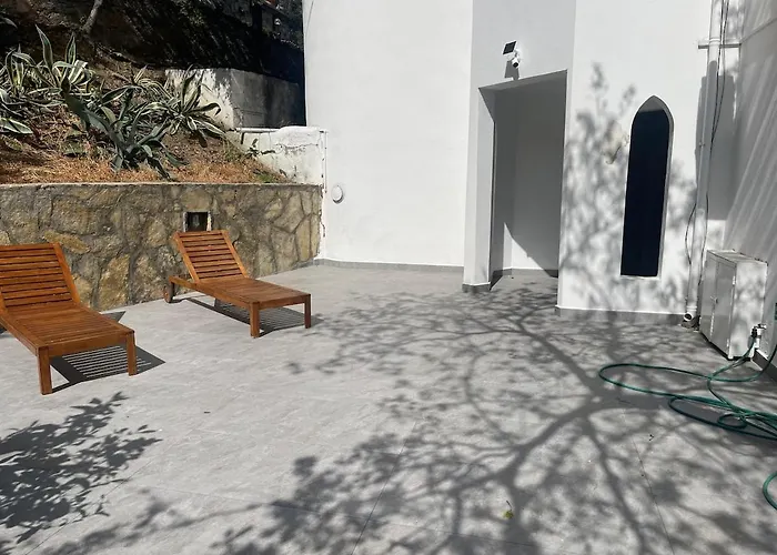 Family With Rooftop Sea Views In Yalikavak فيلة